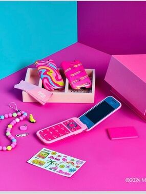 Barbie Pink Flip Cell Phone by HMD